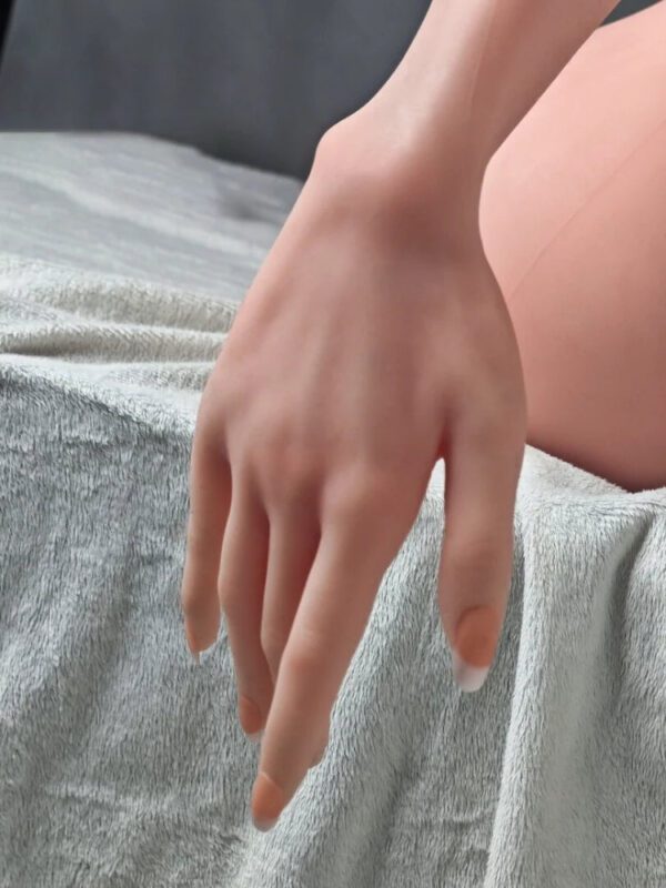 T687-(56lb) Eguchi Masami Anime Silicone Legless Sex Doll Torso With Head| Elsa Babe 160 - Image 9